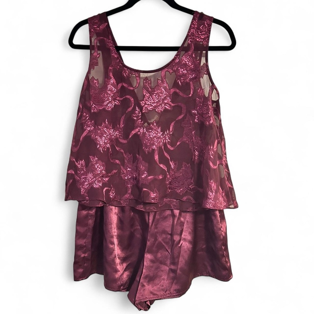 90s Victoria’s Secret Gold Label Sheer Lace Camisole & Shorts Set